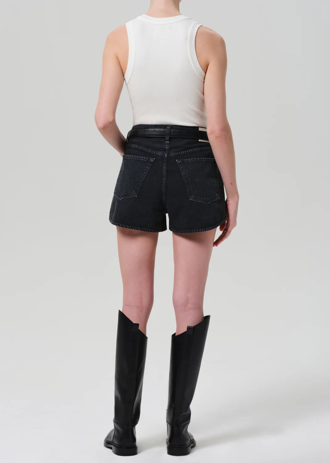 Abita Short in Washed Black
