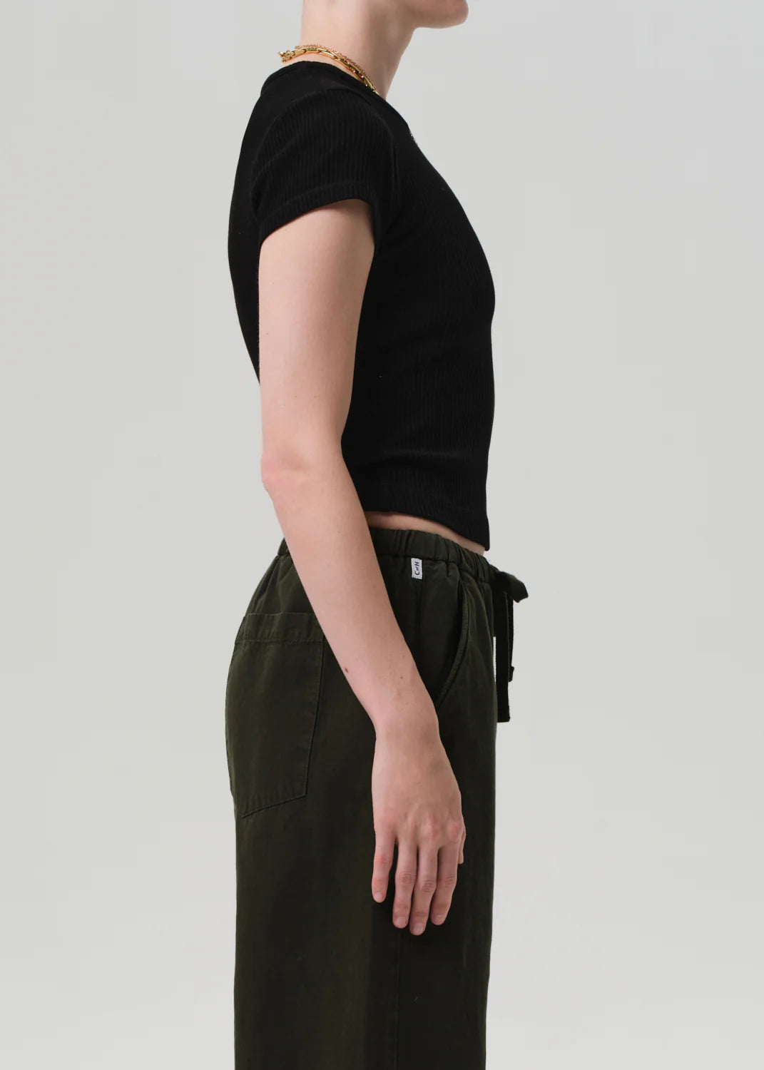 Nello Tee in Black