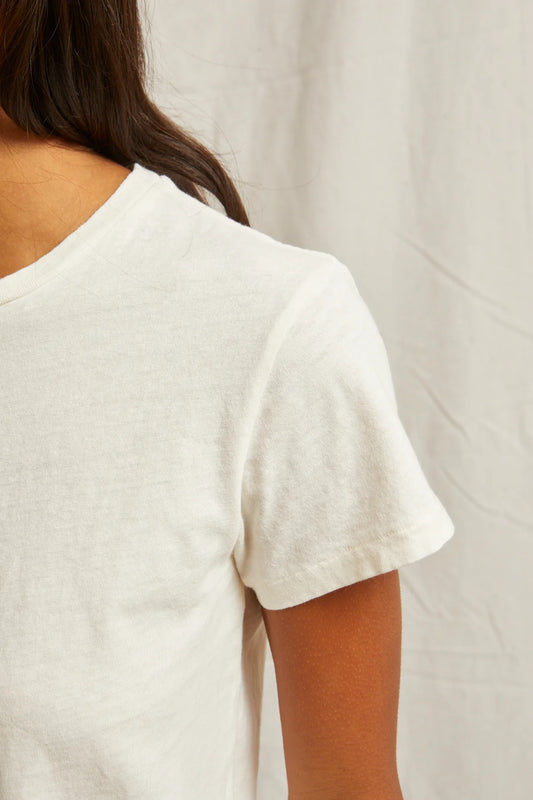 Lisa Recycled Cotton Vintage Fitted Crew in White