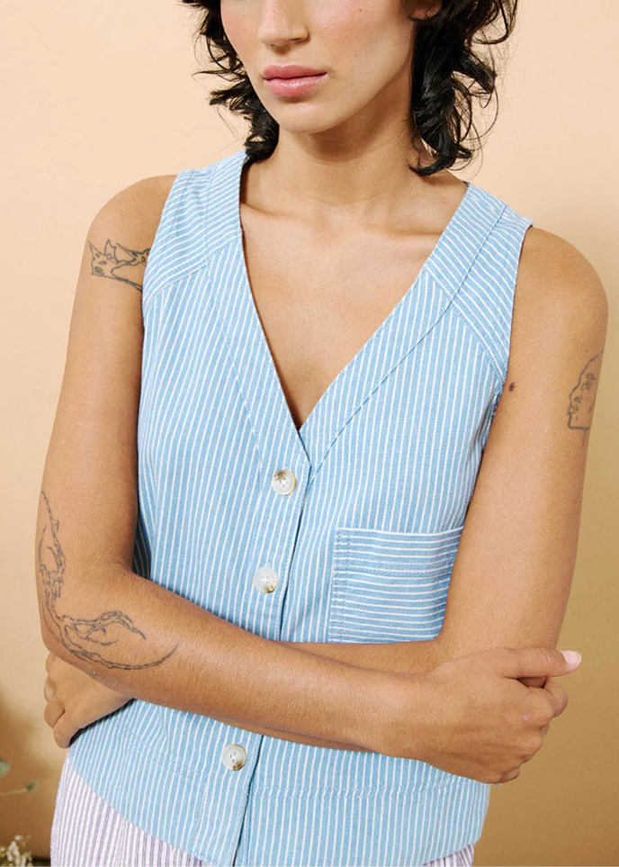 Cloza Vest